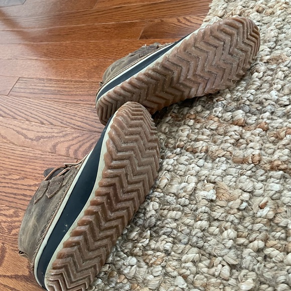 EUC Women’s Sorel Short Boots 8.5 - Picture 4 of 6